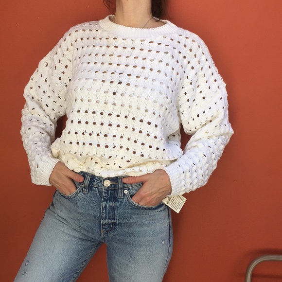 🚫SOLD🚫 Super Oversized Chunky White Sweater Top - Picture 2 of 7
